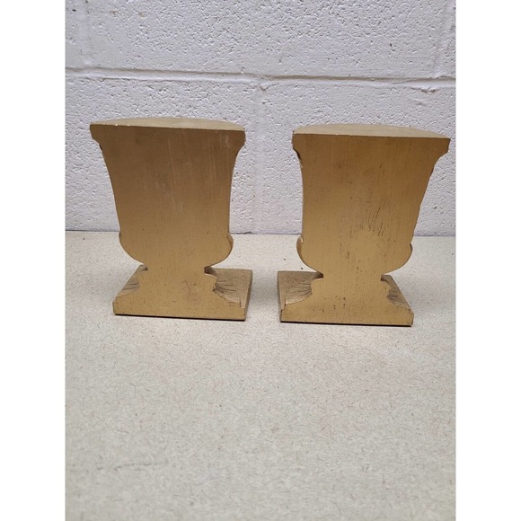 Pair of Vintage Gold Polyresin Bookends by CBK Ltd 1995 - Picture 3 of 7